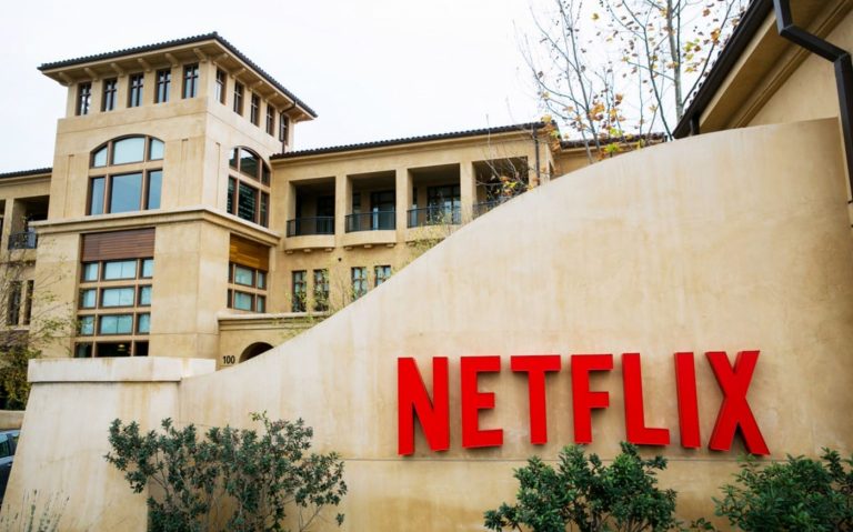 Especial escritores creativos; Cómo vender tu guión a Netflix