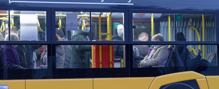 Codelco, pone en circulación la mayor flota de buses eléctricos para trasladar a sus trabajadores