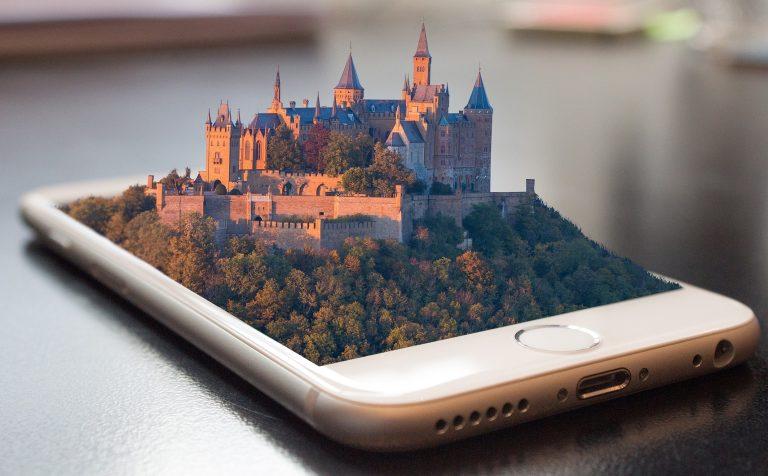 Cuidado con el robo de datos al usar el celular del trabajo