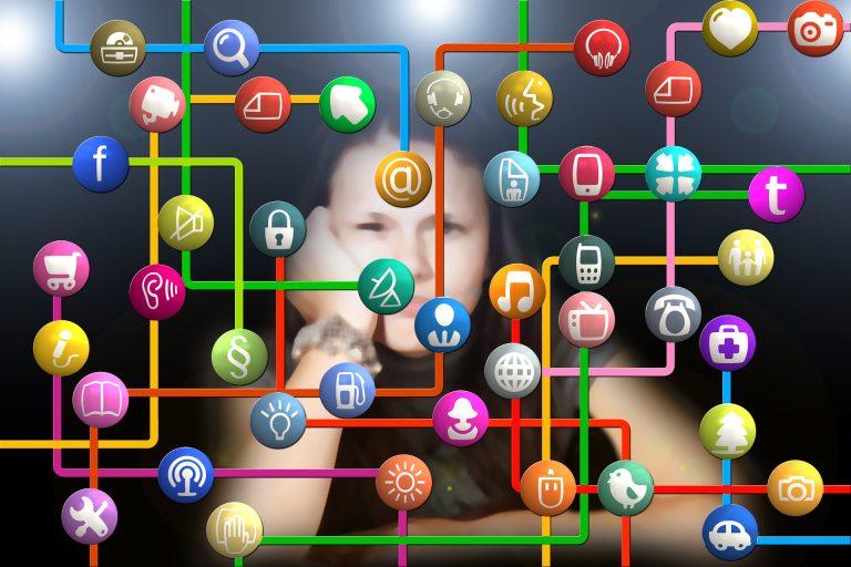 Redes Sociales, ¿cómo influyen en las decisiones de compra?