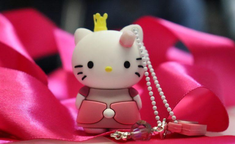 Hello Kitty se querella contra proveedor de Paris.cl 