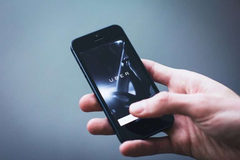 Ley Uber mejora exigencias y proyecta baja en servicios y consumo