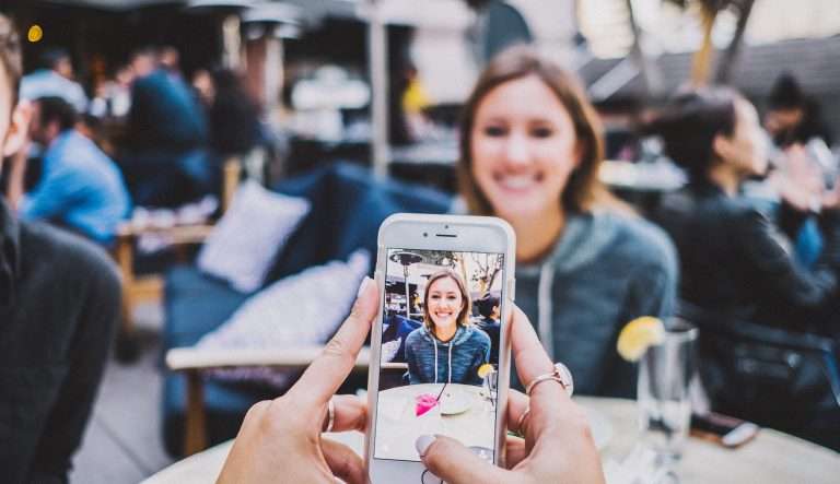 Entre Apps y Smartphones inversión publicitaria supera el 8% 