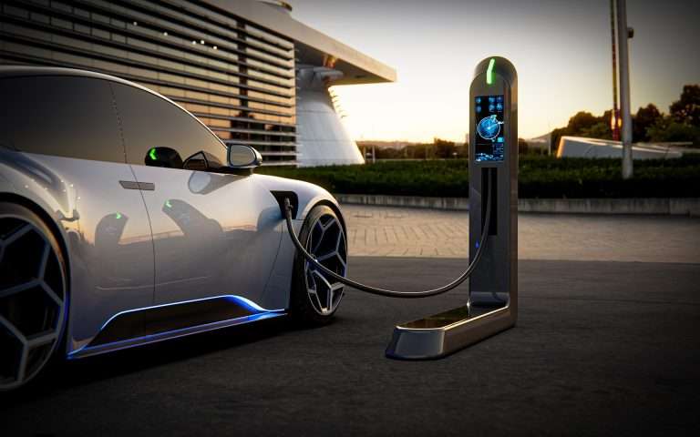 E2EV Charger, el primer cargador para autos eléctricos hecho en Chile