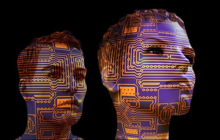 Aria, un robot humanoide equipado para solteros